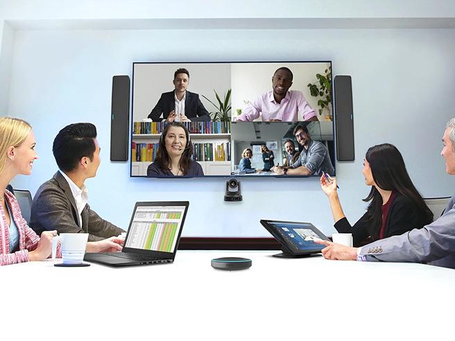 Mötesrum med pågående videomöte